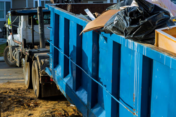 Best Yard Waste Removal  in Knoxville, IA